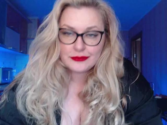 Offline WifeyNusha on BongaCams