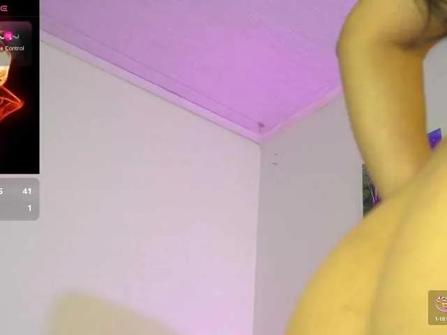 Offline XIMENA1 on BongaCams