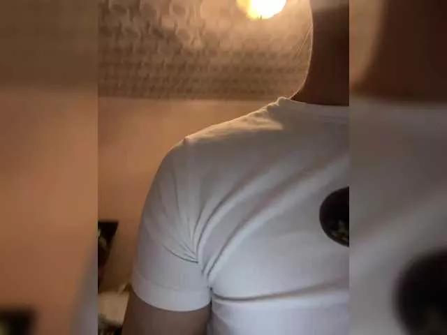 Freechat Xzibitzi on BongaCams