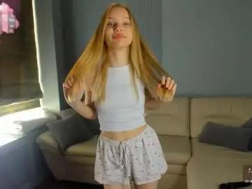 Private 18kira18 on Chaturbate