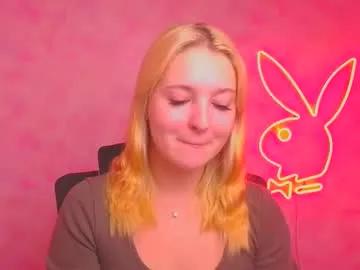 Freechat _mila_la_ on Chaturbate