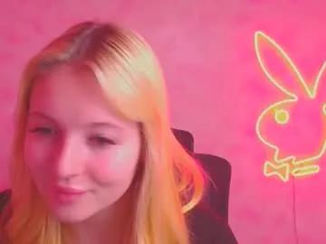 Freechat _mila_la_ on Chaturbate