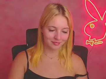 Freechat _mila_la_ on Chaturbate