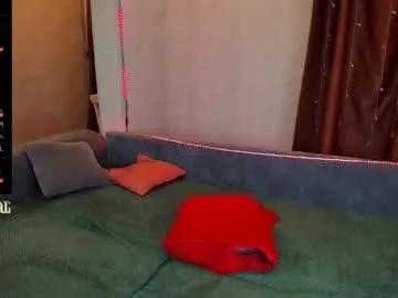 Freechat aaron_bang on Chaturbate