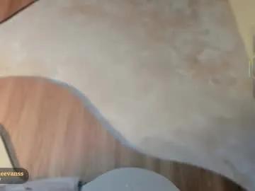 Freechat adelineevanss on Chaturbate