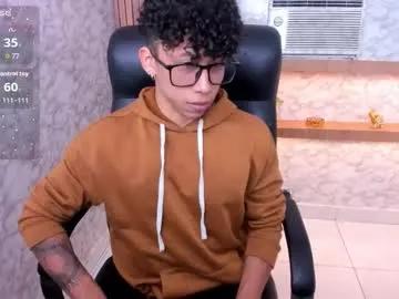 Freechat akazaboy on Chaturbate