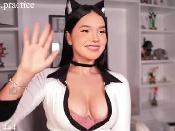 Freechat alice_practice_ on Chaturbate