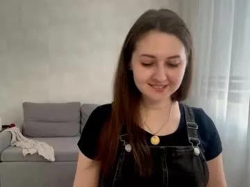 Freechat almostinnocent_ on Chaturbate