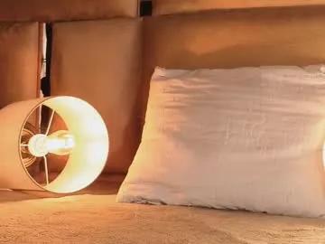 Freechat angelinepossy on Chaturbate