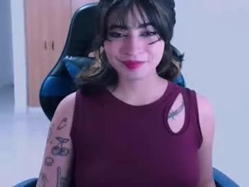 Freechat annacrow on Chaturbate