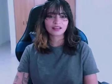 Freechat annacrow on Chaturbate