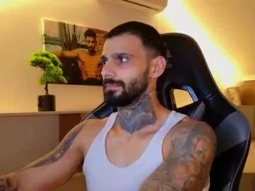 Freechat aressteel on Chaturbate