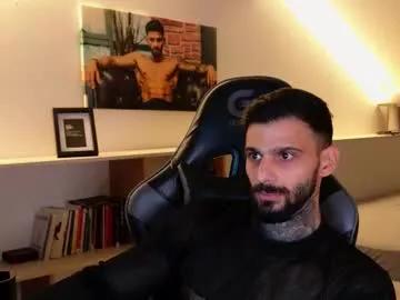 Freechat aressteel on Chaturbate