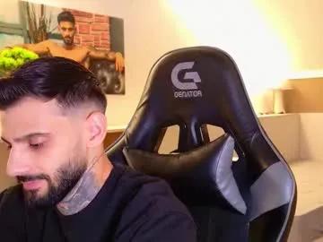 Freechat aressteel on Chaturbate