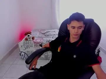 Away aron_boyy on Chaturbate