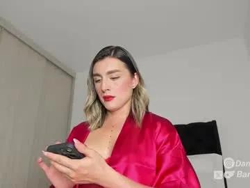 Freechat barbiemillit on Chaturbate