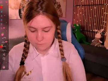 Freechat blush_ellie on Chaturbate