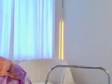 Freechat cassiecool on Chaturbate