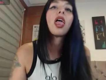 Freechat chell_gh on Chaturbate