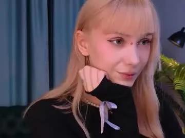 Freechat cherry_bitter on Chaturbate