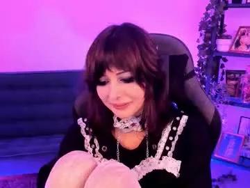 Freechat crystallbloom on Chaturbate