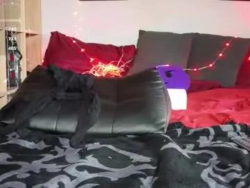 Freechat devil_s_bride on Chaturbate