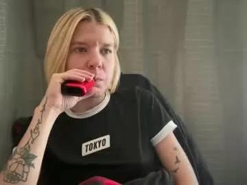 Chaturbate ebony8ivory is Freechat ebony8ivory — lets chat ;) #american #tattoos #milf #OF #food