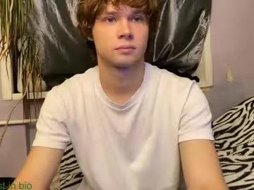 Freechat eitanhere on Chaturbate