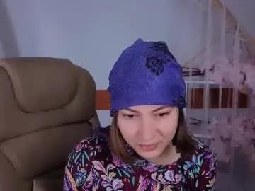 Freechat elma_lily on Chaturbate