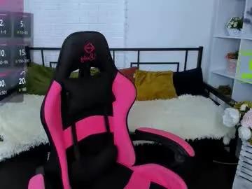 Freechat elma_lily on Chaturbate