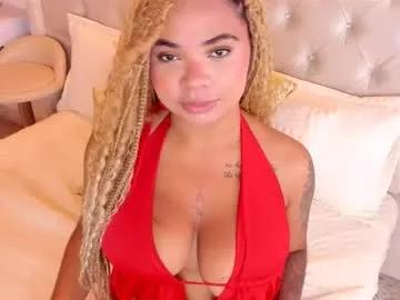 Freechat eloisa_cleavage_ on Chaturbate