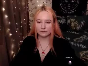 Freechat elovinora on Chaturbate