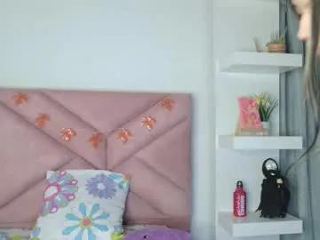 eva_sin18 — GOAL: Sexy Dance [50 tokens remaining] Hi Welcome to my space, where sweetness meets passion #new #teen #pantyhose #18 #squirt