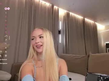 Freechat ewagreen on Chaturbate