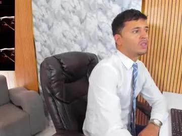 Freechat hiddenoffice on Chaturbate