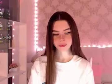 Freechat holymiax on Chaturbate