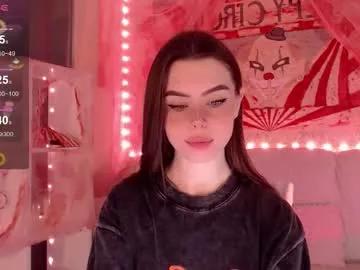 Freechat holymiax on Chaturbate