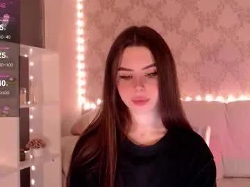 Freechat holymiax on Chaturbate