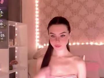 Freechat holymiax on Chaturbate