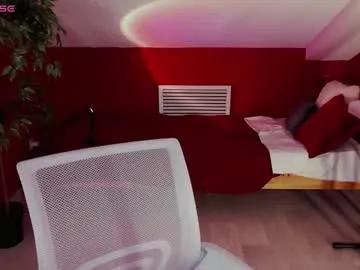 Freechat hypequeen_ on Chaturbate