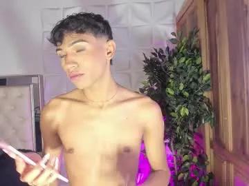 Freechat im_sebaslopez on Chaturbate