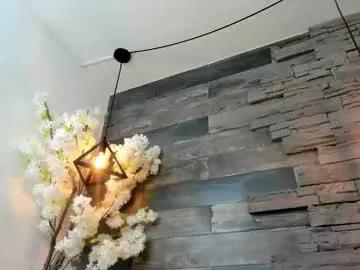 Freechat italomoore on Chaturbate