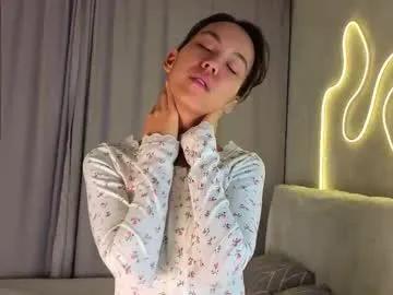 Freechat juniebogany on Chaturbate