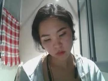 Freechat kerstinscotto on Chaturbate