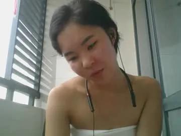 Freechat kerstinscotto on Chaturbate