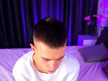 Freechat kevin_kess on Chaturbate
