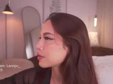 Freechat lanie__ on Chaturbate