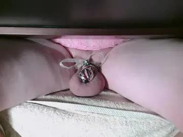 Freechat littleclitty247 on Chaturbate