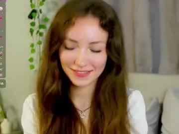 Freechat loriamarzinske on Chaturbate