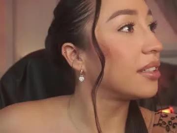 Freechat maggietime on Chaturbate